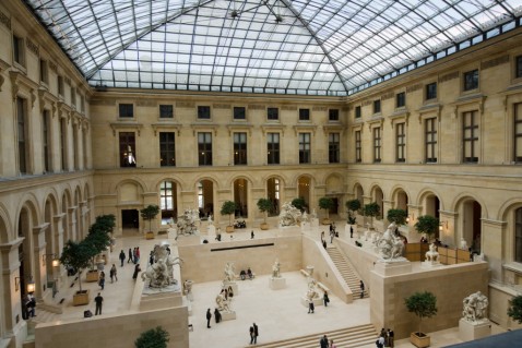 Muzeul Luvru, Paris