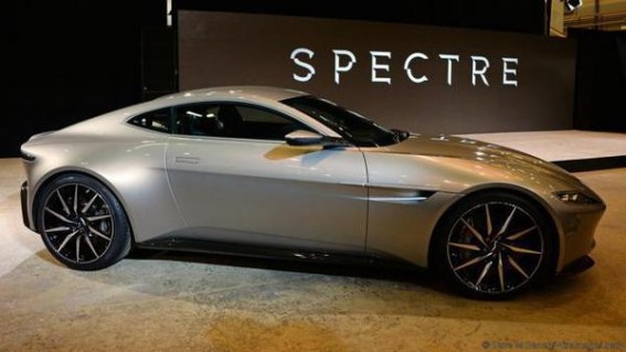 James Bond Spectre - Aston Martin DB10