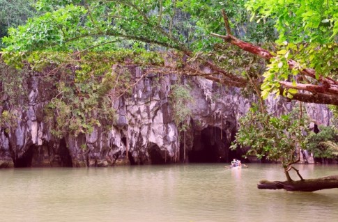 Râul subteran Puerto Princesa