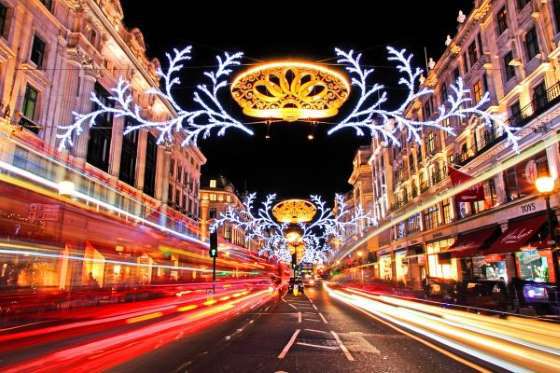 Londra iluminată de sărbători